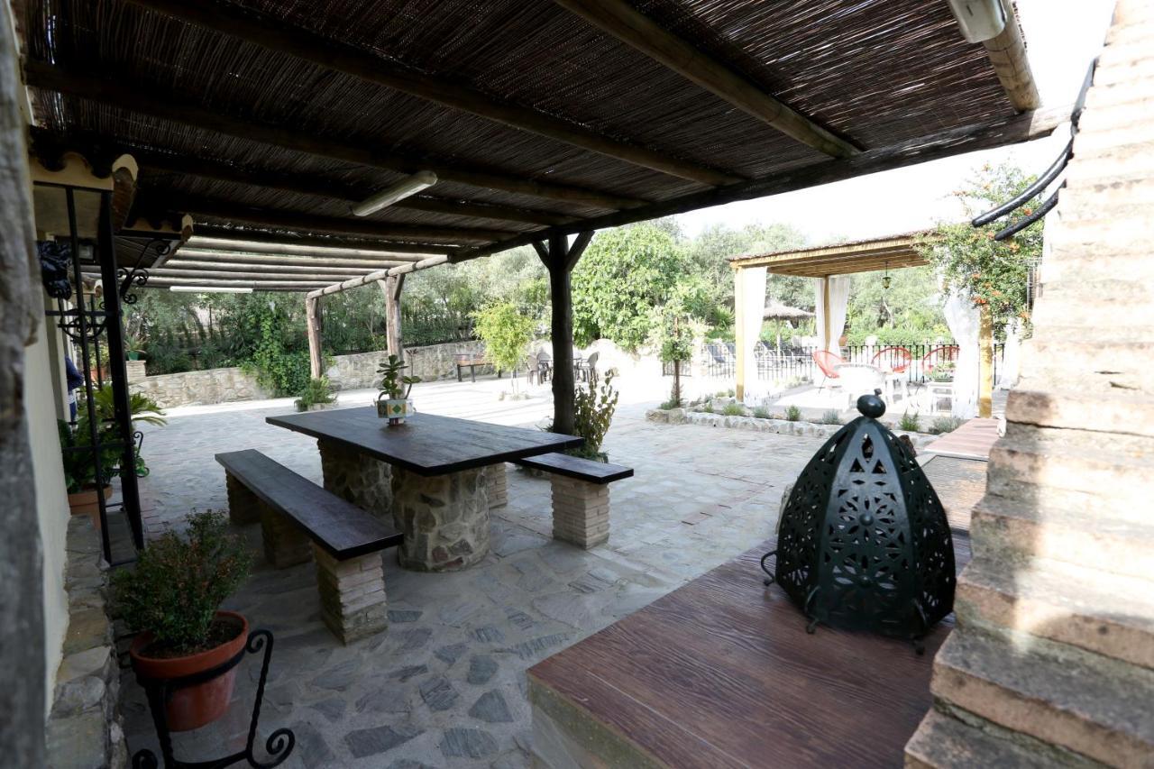 Hostal Llano San Ignacio El Bosque Exterior foto
